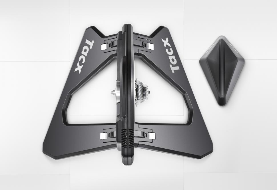 tacx neo smart direct driver trainer stores